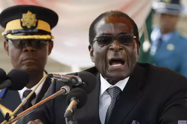 World’s Oldest President, Robert Mugabe Turns 92